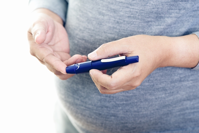 为什么怀孕初期会鼻炎,怀孕早期可以用鼻炎喷剂吗